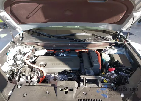 2025 Honda Cr-V Hybrid Sport Touring from USA, damaged, VIN 7FARS6H99SE074016